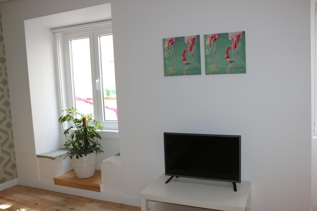 Loving Chiado Apartment Lisbon Room photo